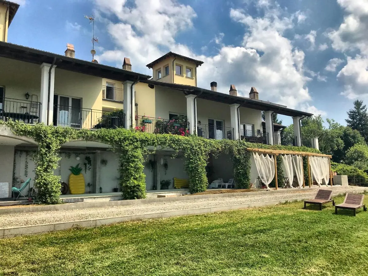 Il Sassoscritto Bed And Breakfast Montecalvo Versiggia 4*,  Italy
