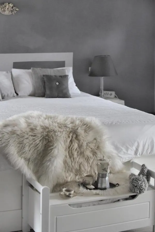 Bed & Breakfast Il Sassoscritto Bed And Breakfast Montecalvo Versiggia
