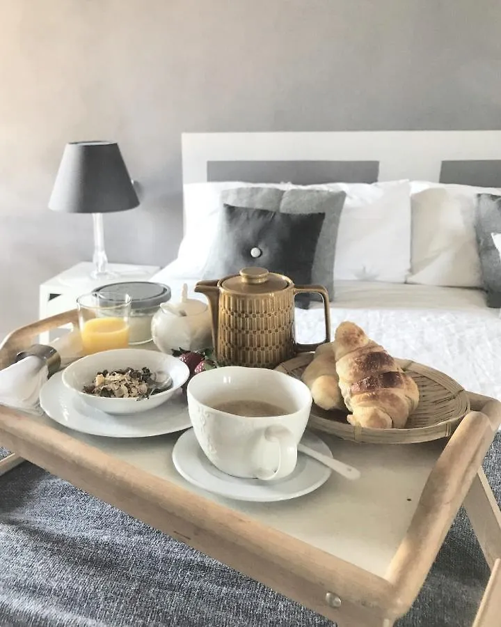Il Sassoscritto Bed And Breakfast Montecalvo Versiggia 4*,