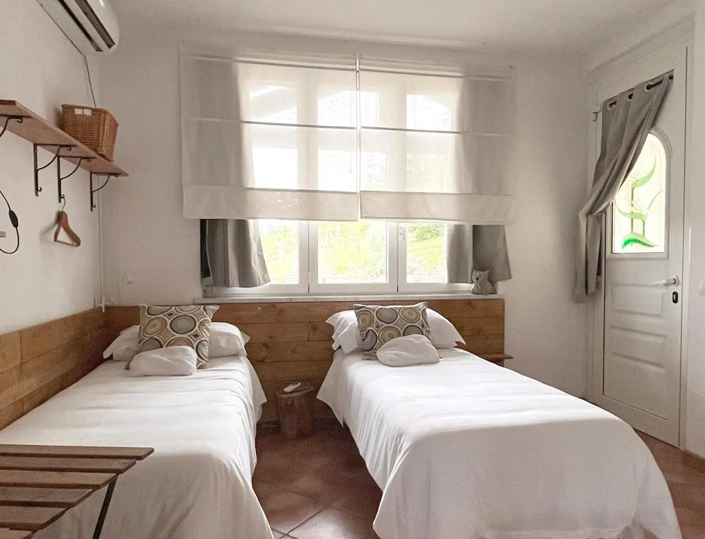 Il Sassoscritto Bed And Breakfast Montecalvo Versiggia Bed & Breakfast